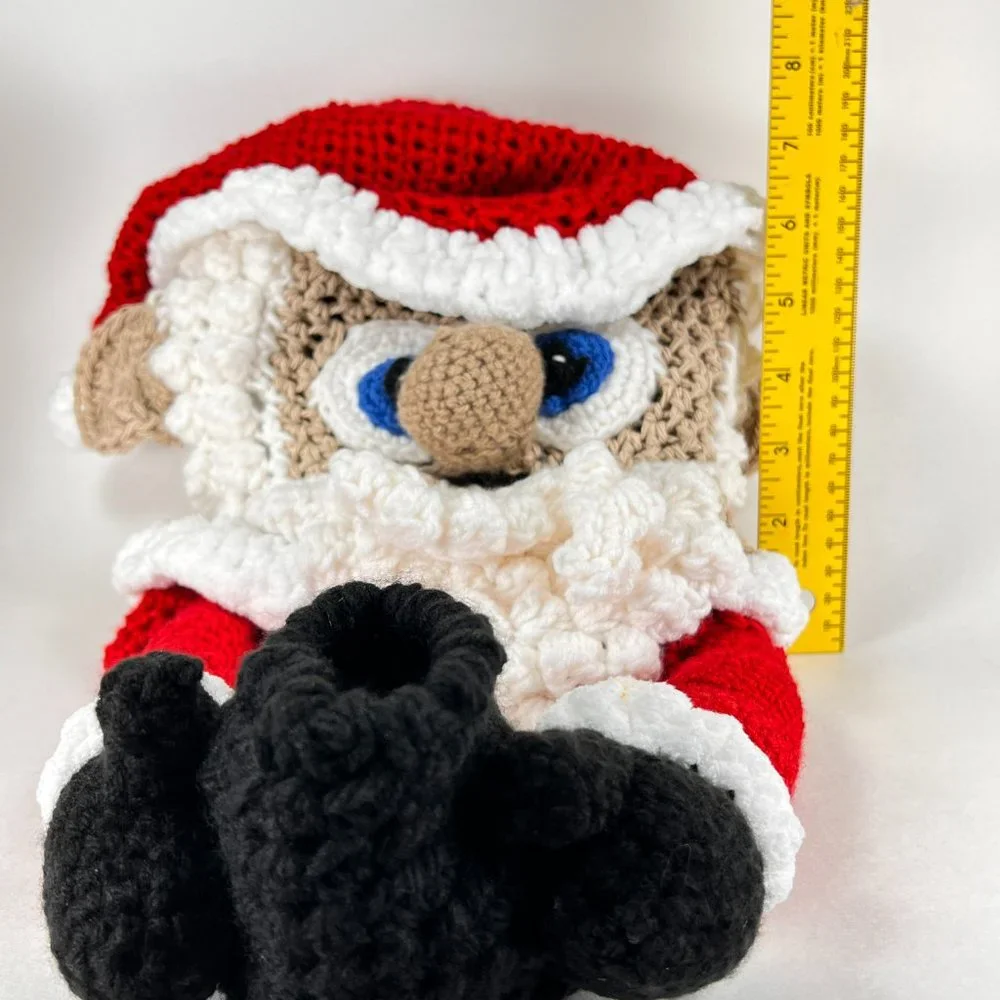 Santa Claus Facial Tissue Box Cover Knitted Crocheted Christmas Bathroom Holiday